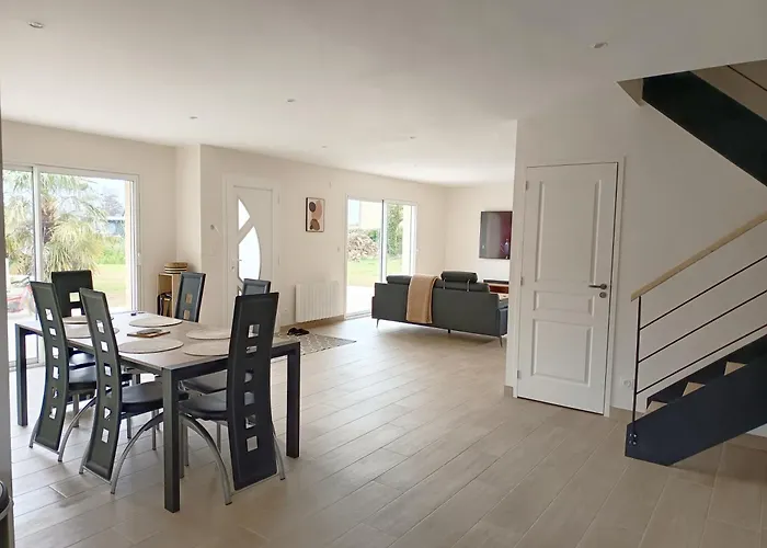 Maison Des Laquais *